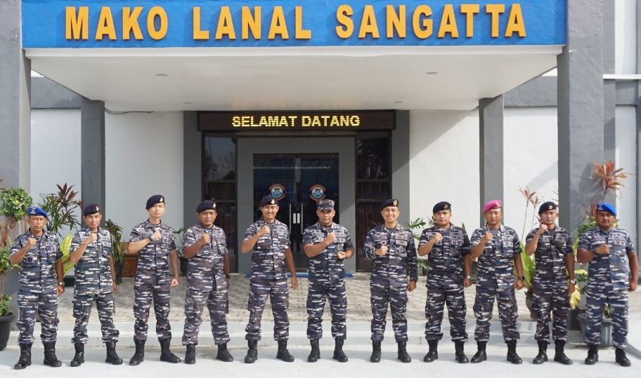 Danguspurla Koarmada II Sambangi Lanal Sangatta, Tingkatkan Koordinasi Disela Patroli 2 WhatsApp Image 2022 02 06 at 14.40.20 1 rotated