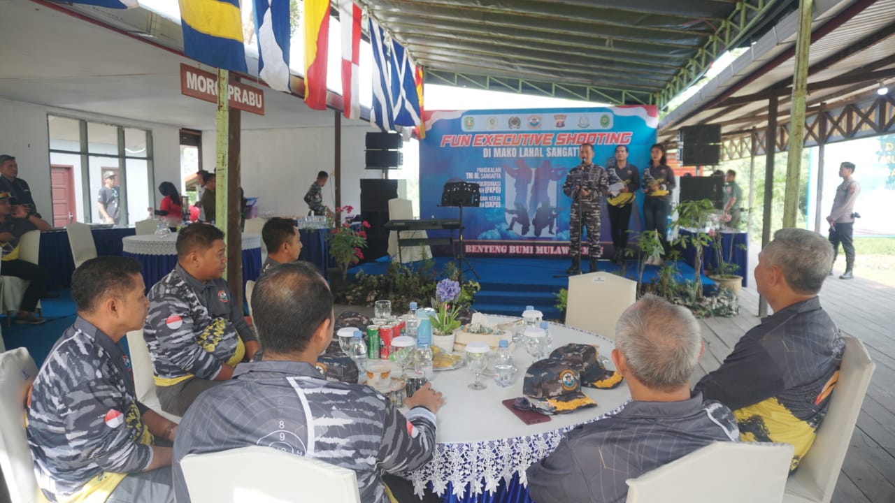 Gelar Fun Executive Shooting, Lanal Sangatta Tingkatkan Sinergitas Bersama FKPD dan SKPD Kutim 2 lanal menenmbak