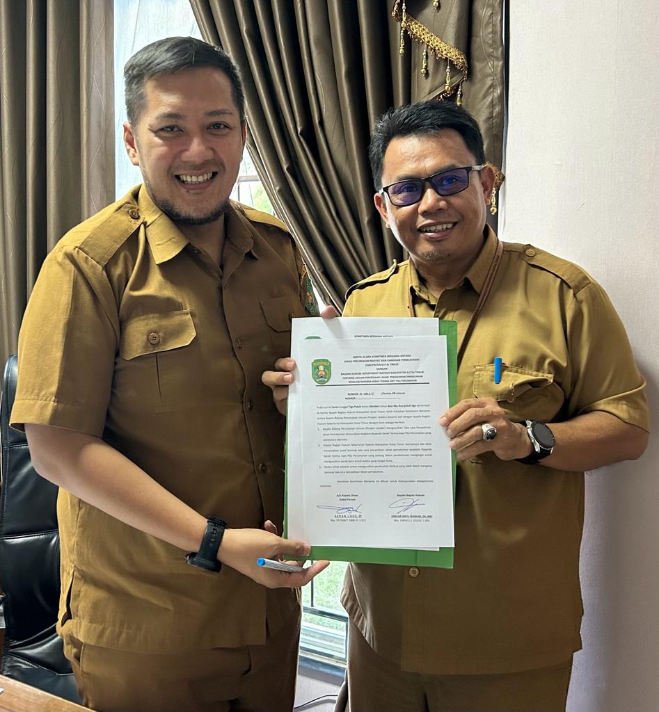 Si PemBELA untuk Semua, Disperkim Kutim Sukses Gelar Aksi Perubahan 3 Asran Lode kanan bersama Bagian Hukum Pembuatan Perda Sekretariat Kabupaten Kutai Timur