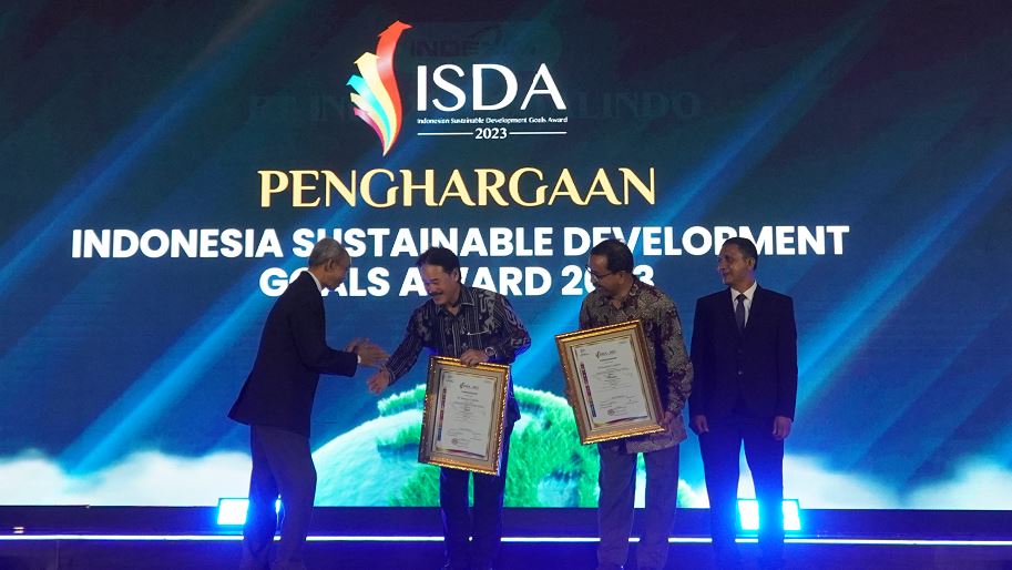 Komitmen Laksanakan Program PPM, PT Indexim Coalindo Raih Penghargaan Indonesia CSR Award 2023 2 CSR AWARD INDEXIM 2 1