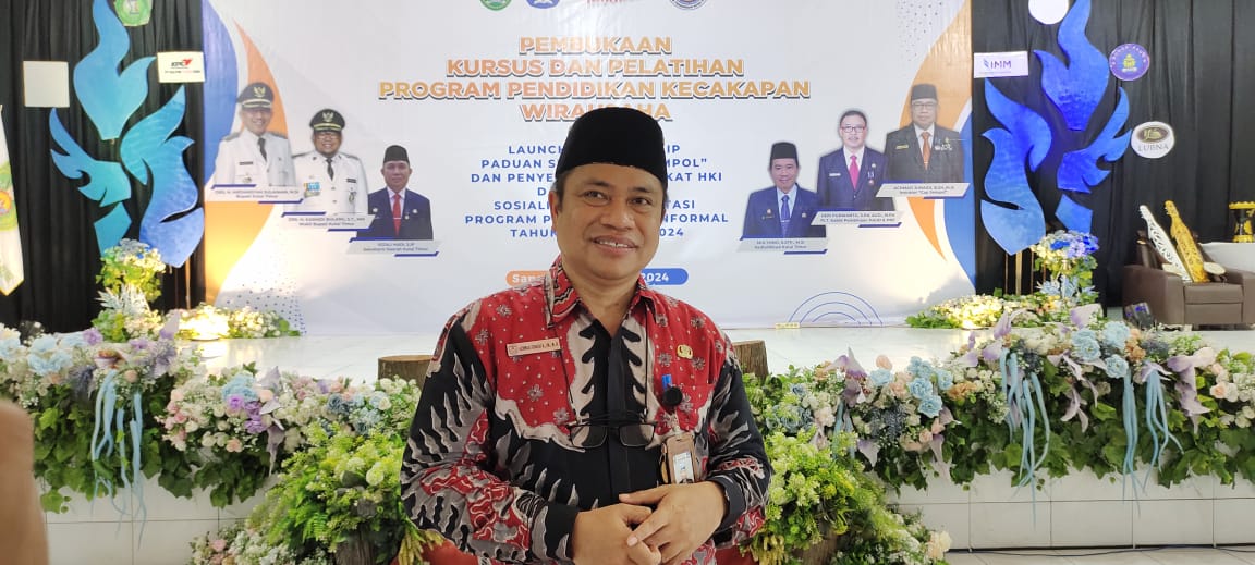 Program Cap Jempol Sukses Antarkan Pemkab Kutim Raih Sertifikat HKI 2 Cap Jempol