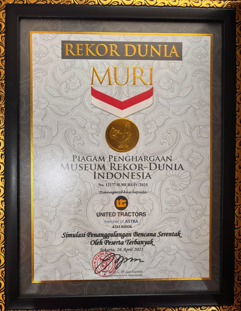 Bangun Kesiapsiagaan Sejak Dini, PT Pamapersada Nusantara Site KPC Coal Mining Project dan United Tractors Gelar Pelatihan di SMKN 1 Sangatta Utara: Siap untuk Selamat! 2 PAMA MURI REKOR 1 1