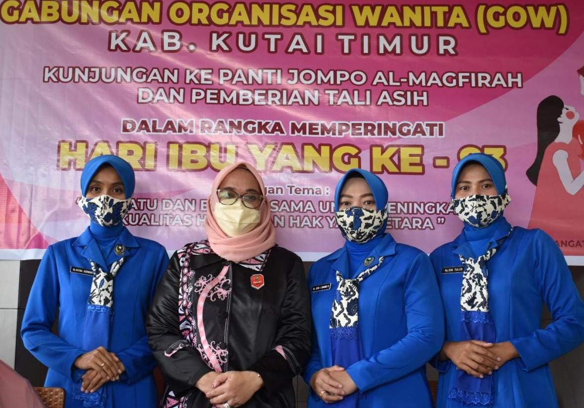 Peringati Hari Ibu ke-93, Jalasenastri Cabang 6 Lanal Sangatta Kunjungi Panti Jompo Bersama GOW Kutim