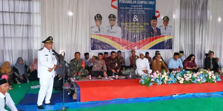 Kukuhkan Camat Kaubun, Ardiansyah Lantik Anggota BPD di Empat Desa