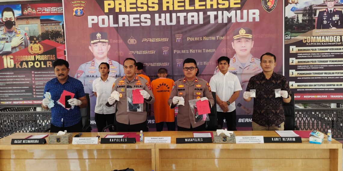 Peredaran Sabu Rp 300 Juta Digagalkan Polres Kutim 1 Peredaran Sabu Rp 300 Juta Digagalkan Polres Kutim