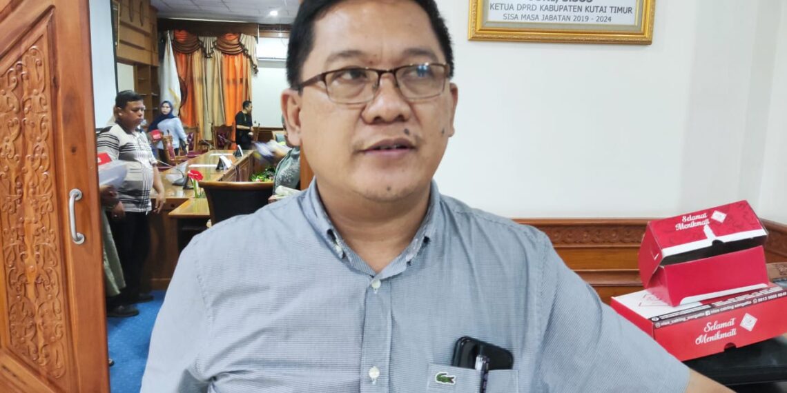 SMA Sederajat Butuh RKB, Dewan Minta Usulkan di APBD Perubahan 1 SMA Sederajat Butuh RKB, Dewan Minta Usulkan di APBD Perubahan