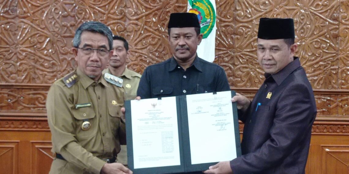 Raperda Tata Kelola Kearsipan Resmi Jadi Perda