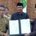 Raperda Tata Kelola Kearsipan Resmi Jadi Perda 11 Raperda Tata Kelola Kearsipan Resmi Jadi Perda