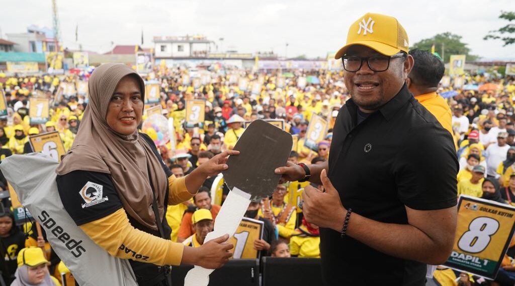 Ratusan Doorprize Meriahkan Launcing Nomor Urut Caleg Golkar Kutim 1 Golkar