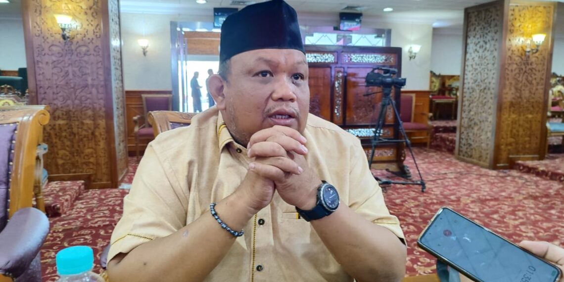 Dewan Maksimal Pembahasan Empat Raperda 1 Dewan Maksimal Pembahasan Empat Raperda
