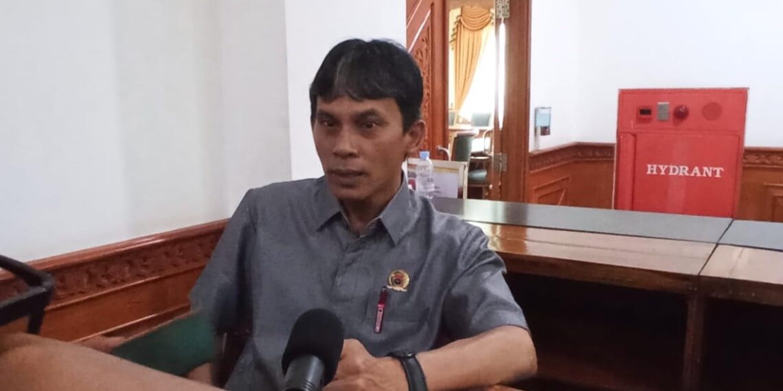 Dewan Minta Layanan Kesehatan Ditingkatkan Hingga Puskesmas 1 Dewan Minta Layanan Kesehatan Ditingkatkan Hingga Puskesmas