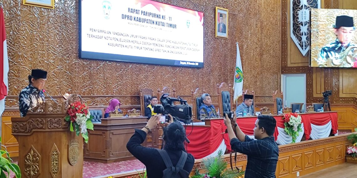 Fraksi Gabungan Amanat Keadilan Berkarya Soroti Perjalanan Dinas Pejabat 1 Fraksi Gabungan Amanat Keadilan Berkarya Soroti Perjalanan Dinas Pejabat