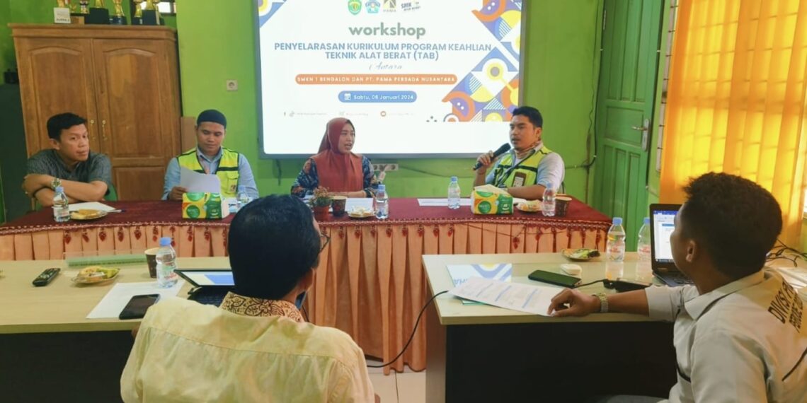 Pastikan Generasi Kutim Sesuai Kebutuhan Industri, PT Pamapersada Nusantara Site KPC Coal Mining Project Gelar Sinkronisasi Kurikulum Teknik Alat Berat di SMKN 1 Bengalon