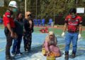 Cegah Kebakaran dengan Pelatihan Pemadaman Api, PT Pamapersada Nusantara Site KPC Coal Mining Project Libatkan Persatuan Istri Karyawan, Bagian Peringatan Bulan K3 2024 14 Pamapersada