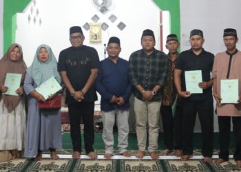 Apresiasi Kinerja Pemdes Danau Redan, Kasmidi: Sertifikat Tanah Beri Kepastian Hukum Bagi Warga 7 Sertifikat