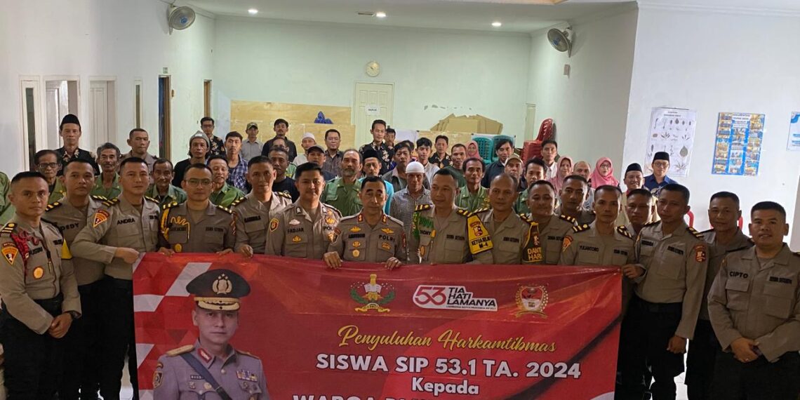 Kolaborasi Polisi dan Masyarakat, Penyuluhan Kamtibmas di Desa Cipurut Pererat Hubungan, Tingkatkan Keamanan 1 Kolaborasi Polisi dan Masyarakat, Penyuluhan Kamtibmas di Desa Cipurut Pererat Hubungan, Tingkatkan Keamanan