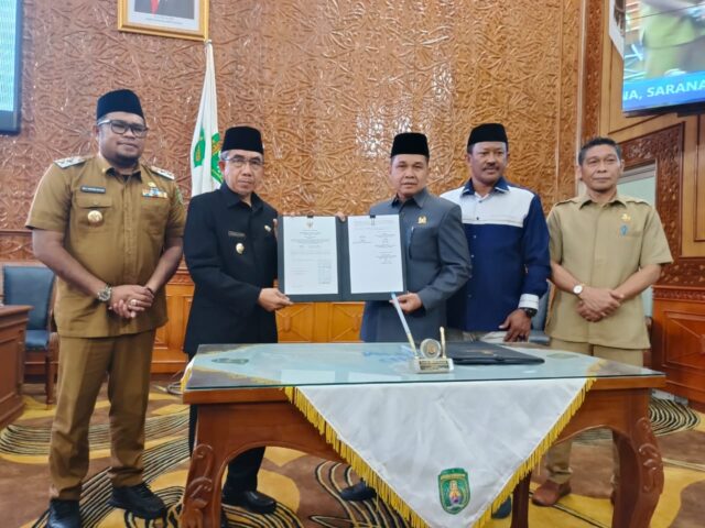 Paripurnakan Raperda PSU Menjadi Perda, Joni Apresiasi Pihak Terkait 1 Paripurnakan Raperda PSU Menjadi Perda, Joni Apresiasi Pihak Terkait