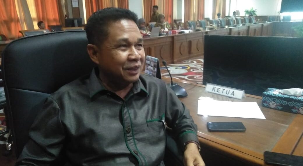 Fokus Pada Masyarakat Terdekat, Joni Minta Perusahaan Maksimalkan Kewajiban Sosial dan Lingkungan 1 Fokus Pada Masyarakat Terdekat, Joni Minta Perusahaan Maksimalkan Kewajiban Sosial dan Lingkungan