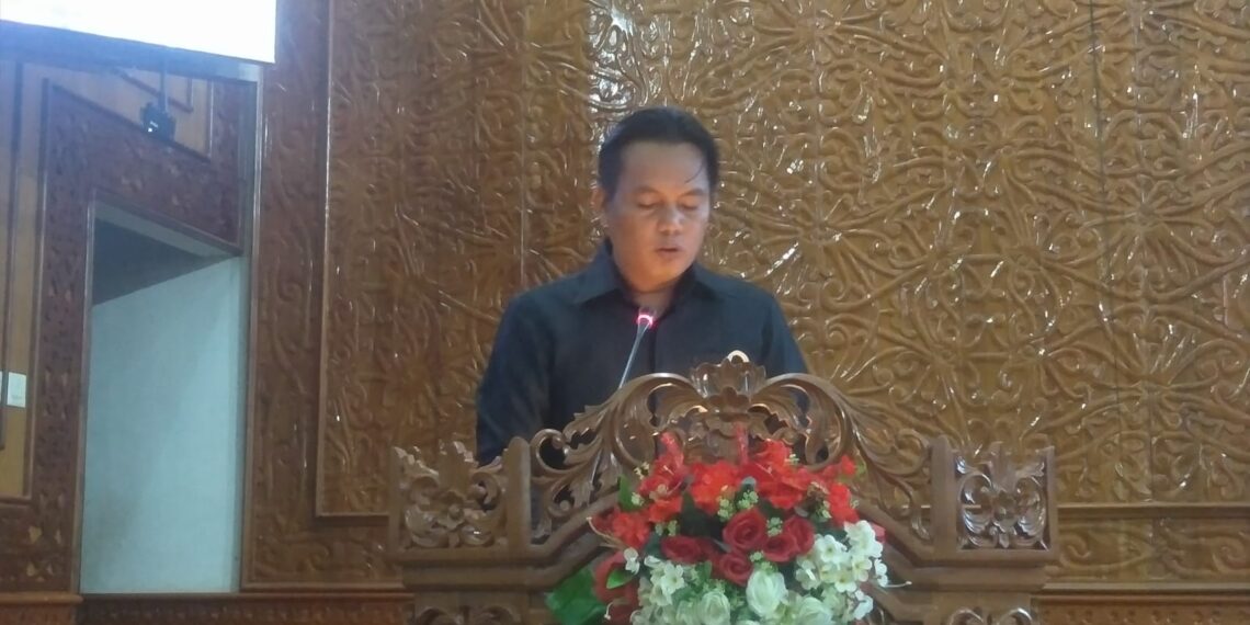 Beri Apresiasi Perolehan Opini WTP, Fraksi PDIP Pertanyakan Realisasi Capaian dan Target OPD yang Tidak Terlampir Rinci 1 Beri Apresiasi Perolehan Opini WTP, Fraksi PDIP Pertanyakan Realisasi Capaian dan Target OPD yang Tidak Terlampir Rinci