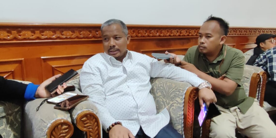Minta Maksimalkan Pemenuhan Fasilitas Dasar, Sobirin Soroti Pembenahan Taman yang Berulang