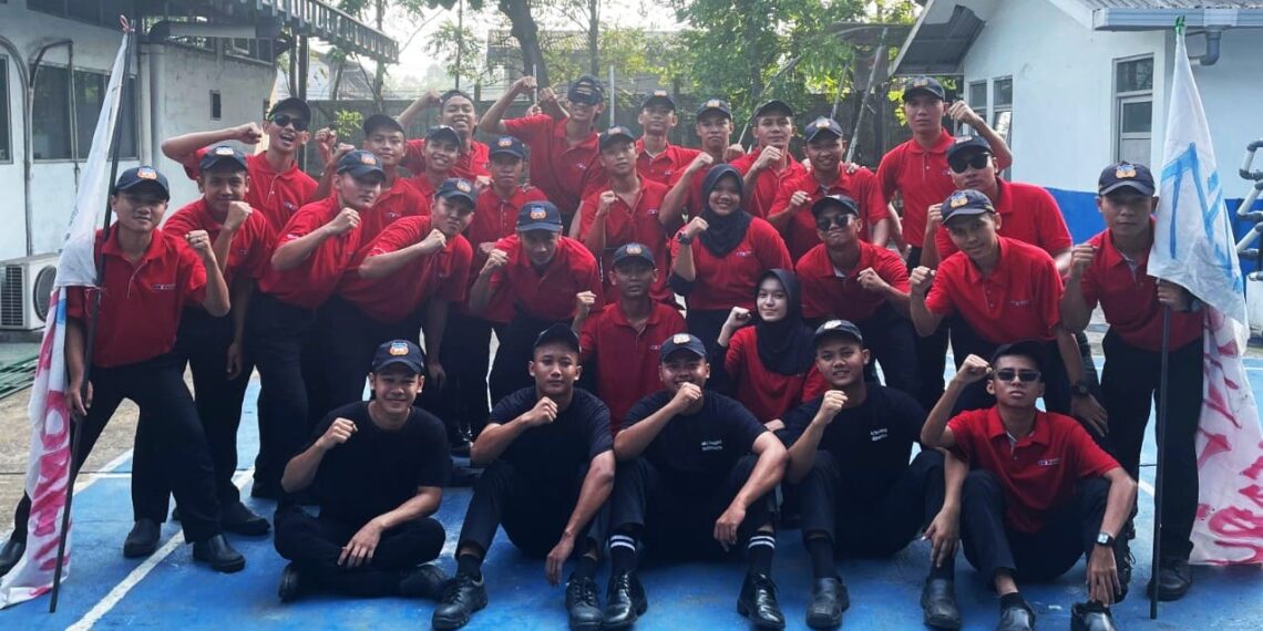 Peroleh Beasiswa Patigat Gelaran PT Indexim Coalindo, Andry Fachriza Tak Menyangka Bisa Menjelajah di Pulau Jawa