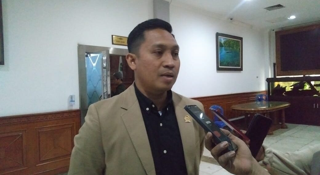 Optimis Rampung Akhir Tahun, Pandi: Tinggal Penunjang Operasional Pelabuhan Kenyamukan 1 Optimis Rampung Akhir Tahun, Pandi: Tinggal Penunjang Operasional Pelabuhan Kenyamukan