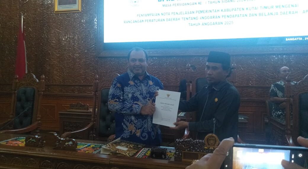 DPRD Gelar Paripurna ke-XIX, Bahas Nota Penjelasan Raperda APBD TA 2025 1 DPRD Gelar Paripurna ke-XIX, Bahas Nota Penjelasan Raperda APBD TA 2025