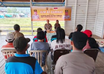 Jumat curhat