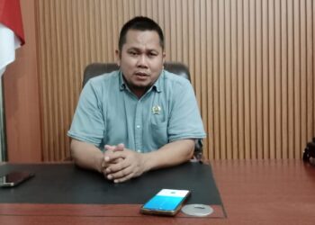 Paradoks Pendidikan Kutim, Aidil Fitri: Bangunan Sekolah Bagus, Anak Telen Terpaksa Lewati Jalan Lumpur