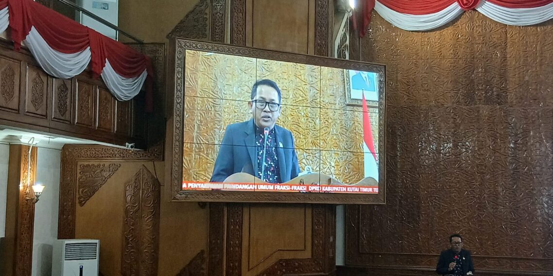 Audit Total Fraksi Golkar: RAPBD Rp 5,73 Triliun Dianggap Tak Transparan, Kemandirian Fiskal Kutim Masih Rentan 1 Audit Total Fraksi Golkar: RAPBD Rp 5,73 Triliun Dianggap Tak Transparan, Kemandirian Fiskal Kutim Masih Rentan