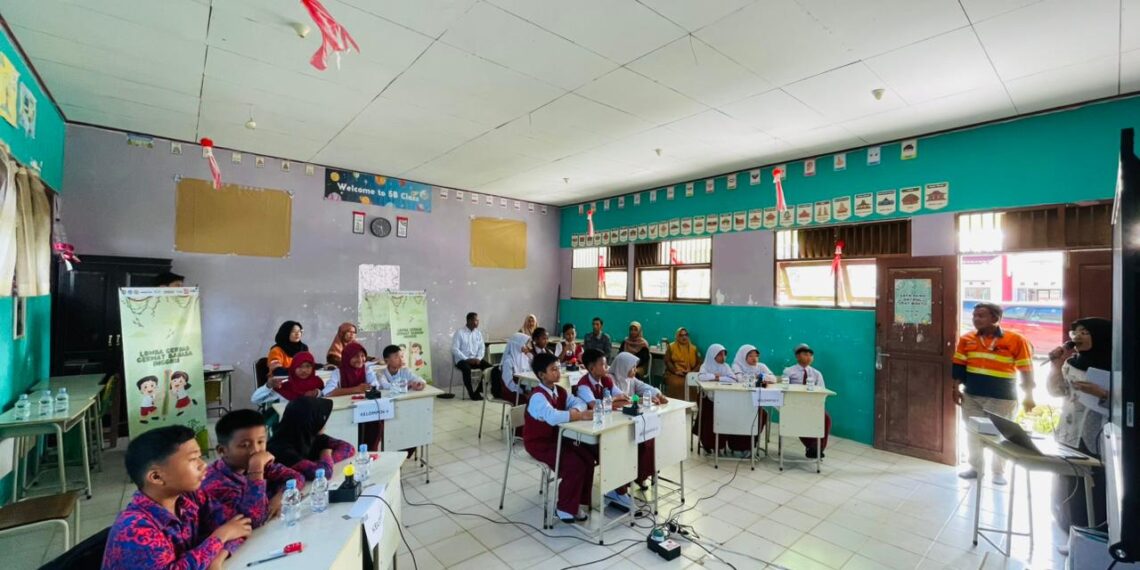 Berbahasa inggris