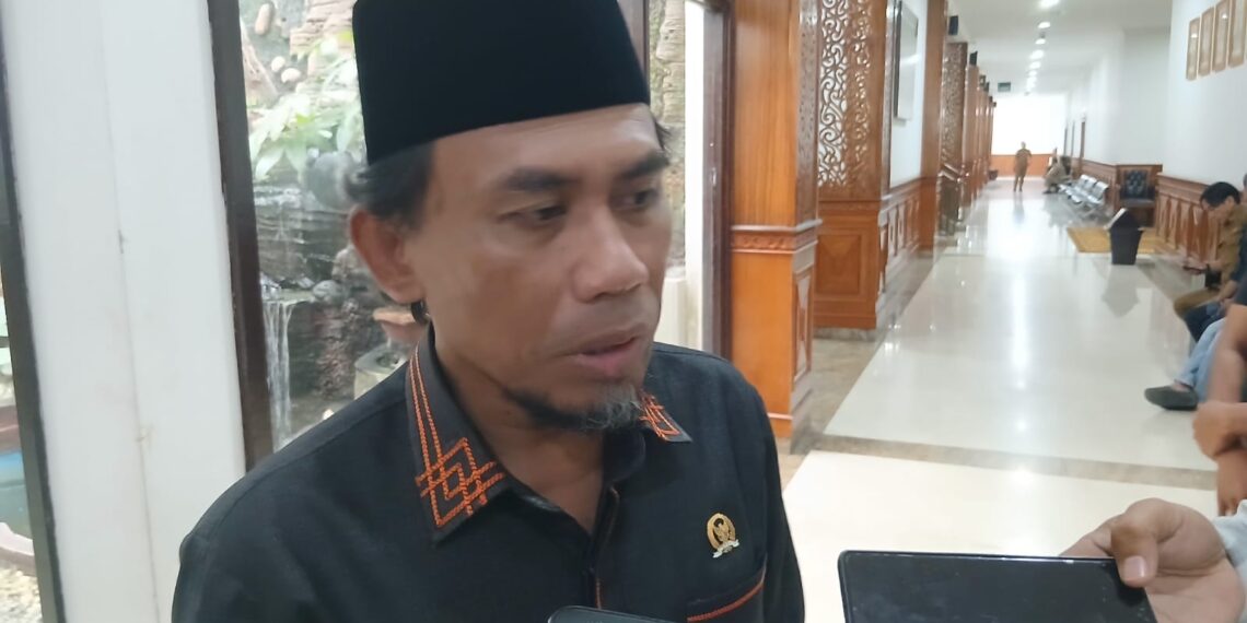 Berpotensi Tingkatkan PAD, DPRD Kutim Minta Perusahaan Gunakan Plat Nomor Kendaraan Lokal