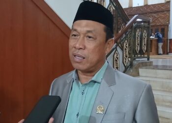 Soroti Program Seragam Gratis Disdikbud Kutim, Akhmad Sulaiman: Tidak Sesuai Kebutuhan dan Ketimpangan di Sekolah Swasta