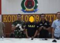 Terduga Pelaku Diamankan, Tim Gabungan Berhasil Putus Rantai Peredaran Narkoba di Kutim 13 Terduga Pelaku Diamankan, Tim Gabungan Berhasil Putus Rantai Peredaran Narkoba di Kutim