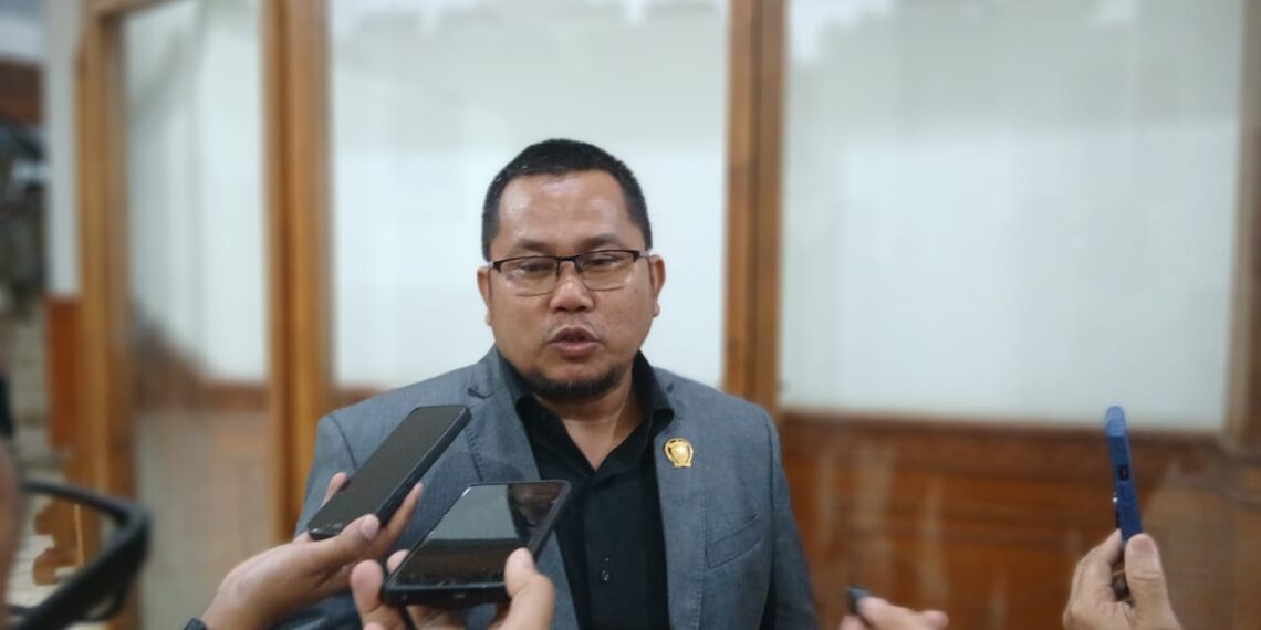 Fokus Infrastruktur Desa Dapil 4, Aidil Fitri Siap Turun Reses Bulan Desember 1 Fokus Infrastruktur Desa Dapil 4, Aidil Fitri Siap Turun Reses Bulan Desember