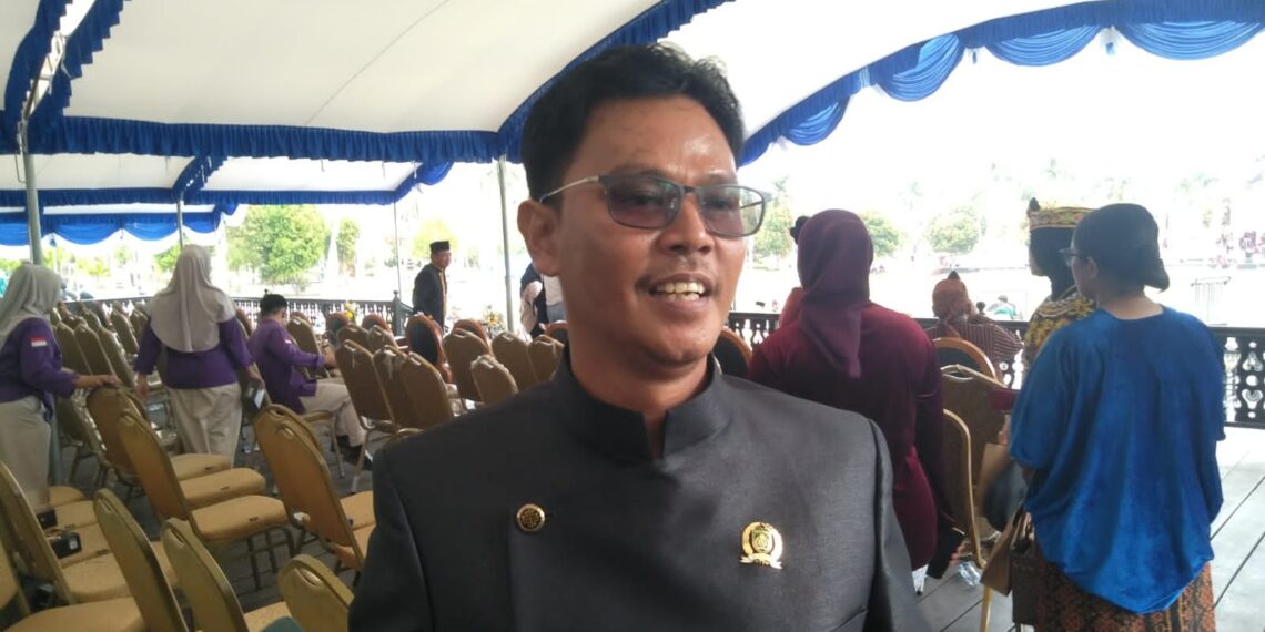 Warga Sandaran Kerap Berobat ke Berau, Ardiansyah Dorong Nakes Lokal Pulang 1 Warga Sandaran Kerap Berobat ke Berau, Ardiansyah Dorong Nakes Lokal Pulang