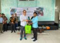 Sambut Nataru, DLH Kutim dan PT Indexim Coalindo Salurkan Paket Sembako Pada THL Penyapu Jalan dan Pengangkut Sampah 14 Sambut Nataru, DLH Kutim dan PT Indexim Coalindo Salurkan Paket Sembako Pada THL Penyapu Jalan dan Pengangkut Sampah