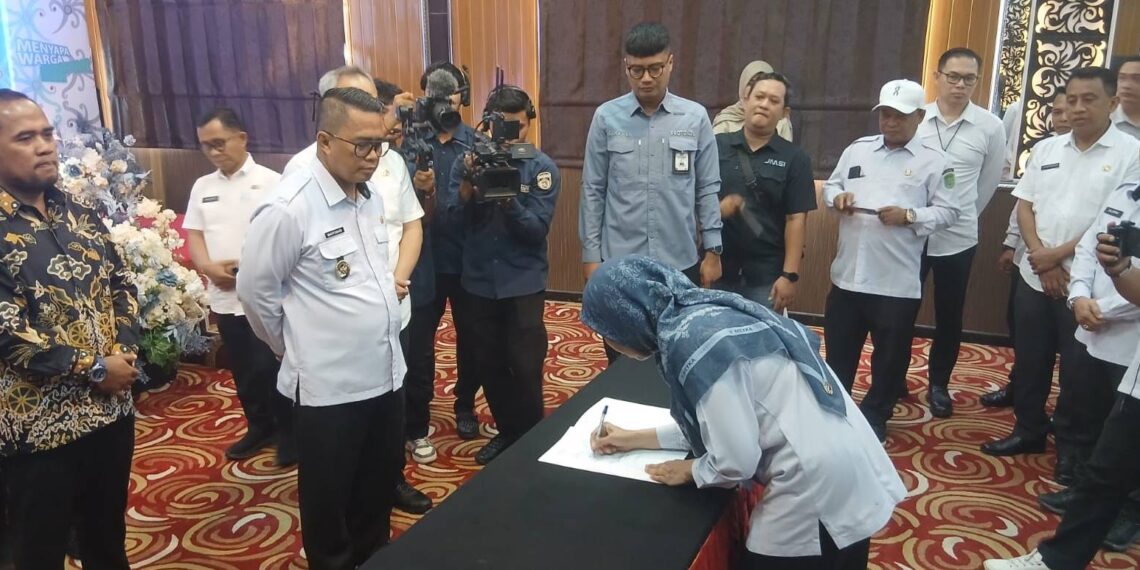 Satu Aplikasi untuk Semua Urusan, Pemkab Kutim Resmi Luncurkan ‘Terpadu Digital Kutim 1 Satu Aplikasi untuk Semua Urusan, Pemkab Kutim Resmi Luncurkan ‘Terpadu Digital Kutim