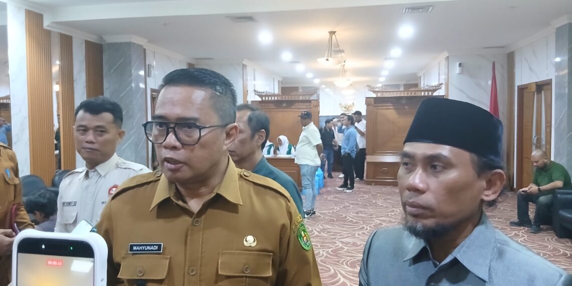 Mahyunadi Ancam Turun Tangan Jika Tahun Depan Masih Ada Pergeseran Anggaran 1 Mahyunadi Ancam Turun Tangan Jika Tahun Depan Masih Ada Pergeseran Anggaran